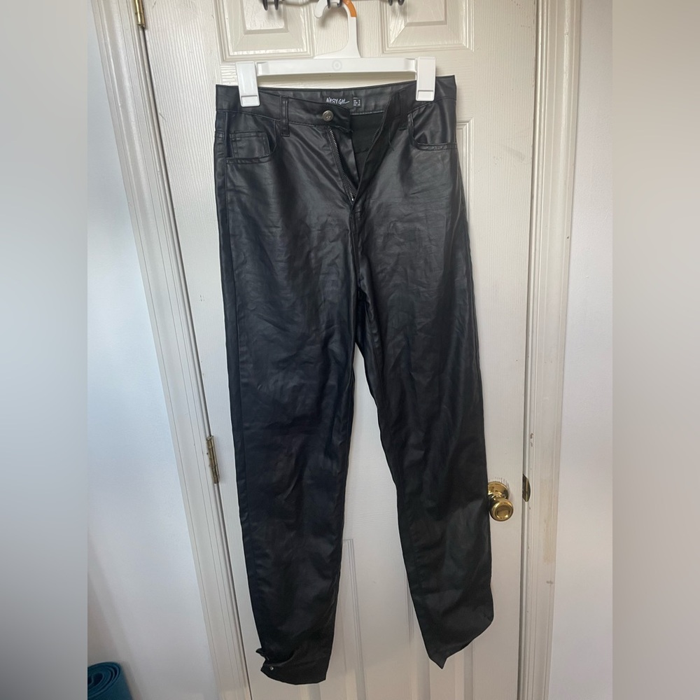 BLACK LEATHER PANTS NASTYGAL